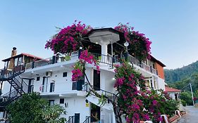 Akdeniz Pansiyon